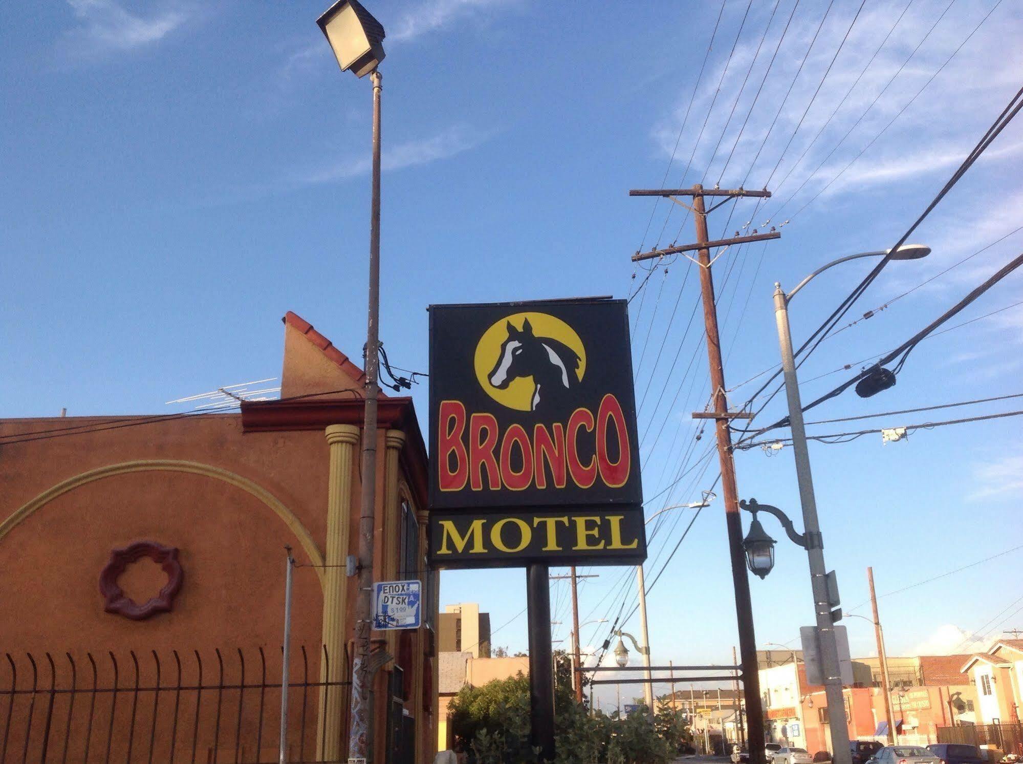 Bronco Motel South Central Los Angeles Buitenkant foto
